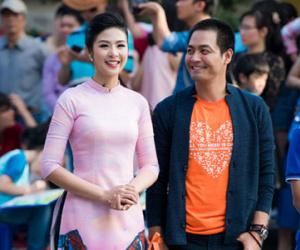 Ngọc Hân, MC Phan Anh bật khóc vì món quà bất ngờ