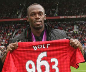 Usain Bolt sắp tập luyện cùng Dortmund, mơ khoác áo MU