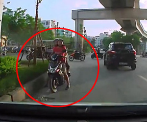Clip: Đã đi ngược chiều, người phụ nữ còn "gân cổ cò" mắng ô tô