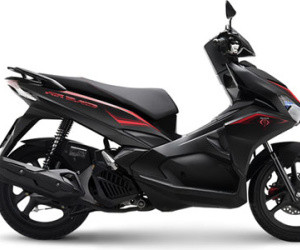 Honda Air Blade “tăng nhiệt” bằng màu sơn mới, giá 40 triệu đồng