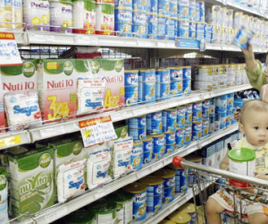Dù từ chối, Bộ Công Thương vẫn được giao quản lý giá sữa