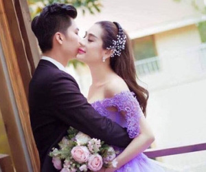 Lâm Chi Khanh úp mở chân dung bạn trai đại gia khi khoe ảnh cưới?
