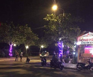 Nghi phạm đâm chết người tại quán Phố Hồng Kông đầu thú
