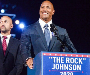Ngôi sao cơ bắp "The Rock" muốn tranh cử tổng thống
