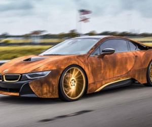 BMW i8 độ dàn áo rỉ sét của ca sĩ Austin Mahone
