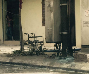 Hà Nội: Nổ bốt điện ở Hà Đông, cụ bà bán nước và người chồng ngồi xe lăn bỏng nặng
