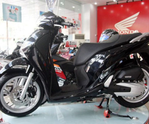 Honda SH 2017 chính thức bán ra, đội giá hơn 10 triệu đồng