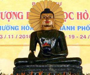 Tượng Phật ngọc lớn nhất thế giới đến Bình Dương