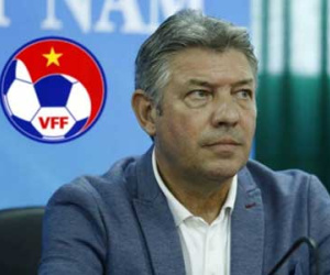 VFF cử Giám đốc kỹ thuật người Đức đi do thám bảng A
