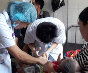 64 người nhập viện vì ngộ độc sau tiệc cưới