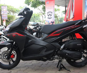Ảnh Honda Air Blade 125 màu đen mờ giá 40 triệu vừa lên kệ