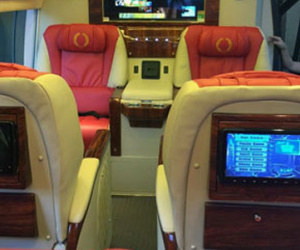 Ford Transit limousine từ Việt Nam xuất sang Kuwait