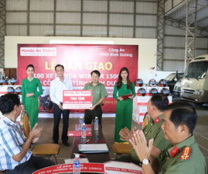 Không có chuyện Honda tặng Bình Dương 100 xe bắt cướp!