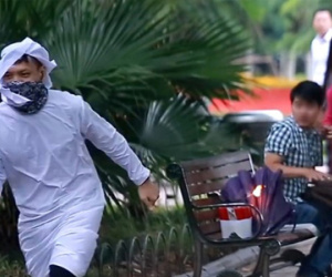 Nhiều nước đã bắt người làm video "ra đường ôm bom"
