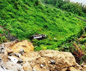 Vụ xe bồn rơi vực sâu đèo Hải Vân, thêm 1 nạn nhân tử vong