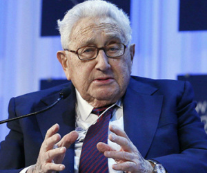 Henry Kissinger: Đừng mong ông Trump giữ toàn bộ lời hứa