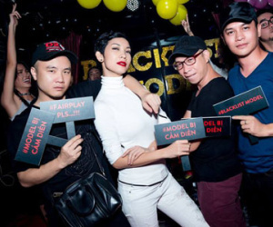 Loạt mẫu Việt chính thức khiêu chiến công ty chủ quản