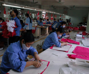 Luật hóa thưởng tết để doanh nghiệp hết “né”?