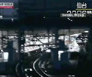 Dân Nhật vội vã di tản sau cảnh báo sóng thần
