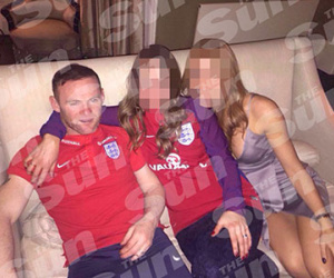 Rooney say xỉn, suýt ăn đấm vì sàm sỡ phụ nữ
