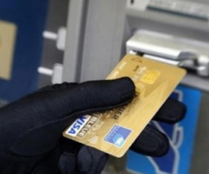 "Bốc hơi" 100 triệu đồng dù thẻ ATM Agribank còn nằm trong túi