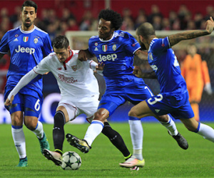 Juventus thắng ngược Sevilla, giành vé đi tiếp
