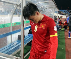 Năm 2014, Công Vinh, Quế Ngọc Hải khóc nức nở vì Malaysia