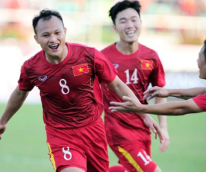 Việt Nam 1-0 Malaysia: Trọng Hoàng tỏa sáng