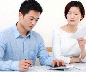 Mở món quà sinh nhật mà chồng nửa đêm đưa tới, tôi bật khóc nức nở và hối hận vô cùng