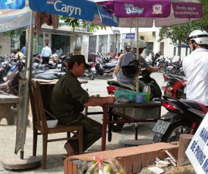Ngày 3/12 đóng cửa bãi trông giữ xe tạm Bệnh viện Bạch Mai
