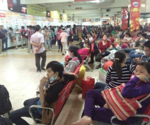 "Sốt xình xịch" vé tàu xe, máy bay dịp Tết Đinh Dậu 2017