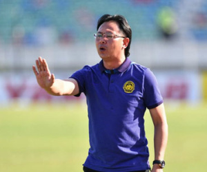 Những HLV có nguy cơ mất việc sau vòng bảng AFF Cup 2016