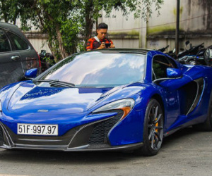 Siêu xe McLaren 650S của Minh Nhựa ra biển độc