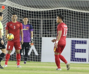 AFC phạt nguội Đình Luật 1.000 USD