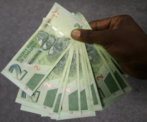 Chán tiền tỉ đô, Zimbabwe phát hành "phiên bản USD"