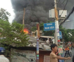Cháy nhà ở Sài Gòn, 2 người tử vong
