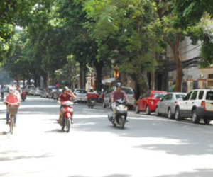 Rét 13 độ, trời Hà Nội khô như rang