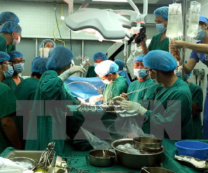Việt Nam lần đầu thành công trong ghép thận không cùng huyết thống