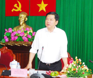 Bí thư Thăng: Trực thăng chữa cháy cần thiết với đô thị TPHCM
