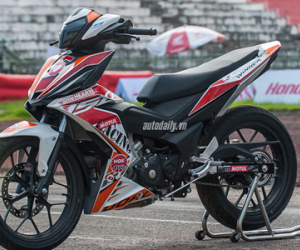 Cận cảnh Honda WINNER 150 phiên bản đường đua