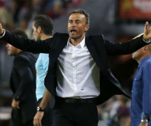 HLV Enrique nổi giận với các học trò trước trận El Clasico
