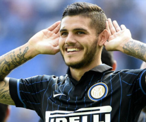 Icardi lập cú đúp, Inter thắng dễ 10 người Fiorentina