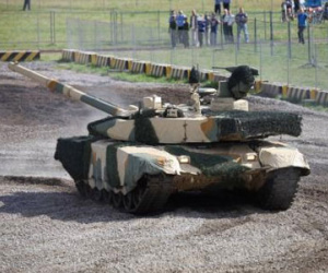 Nga xác nhận Việt Nam mua tăng T-90