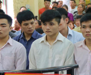Cuộc loạn đả của 30 thanh niên vì con đề gần 2 tỷ