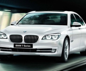 Dừng thông quan các lô hàng nhập khẩu ôtô BMW