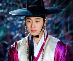 Tài tử "Mặt trăng ôm mặt trời" Jung Il Woo mắc chứng phình mạch não nguy hiểm