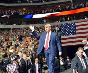Vé dự lễ nhậm chức của Trump giá tới 1 triệu USD