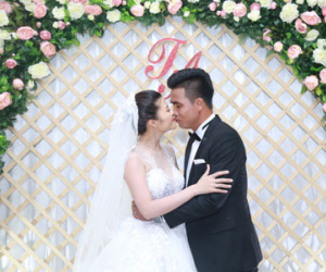 Tan chảy với 15 khoảnh khắc trong lễ cưới nữ DJ bốc lửa và cựu tiền đạo Thắng "Bế"