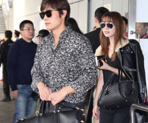 Lee Min Jung xuất hiện cùng chồng tại Hong Kong