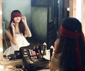 Trinh tiết có đắt lắm không hả chồng?